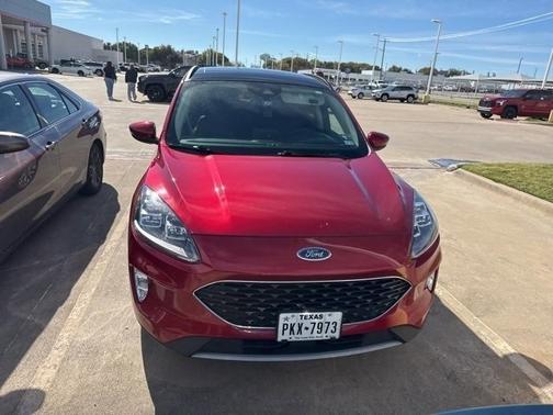 2020 Ford Escape Titanium