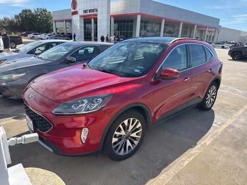 2020 Ford Escape Titanium