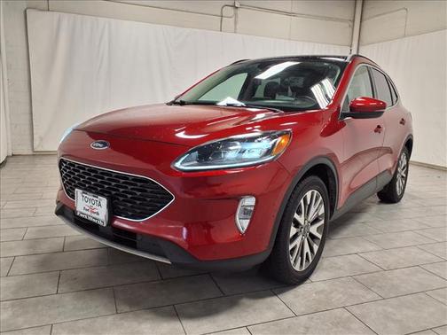 2020 Ford Escape Titanium