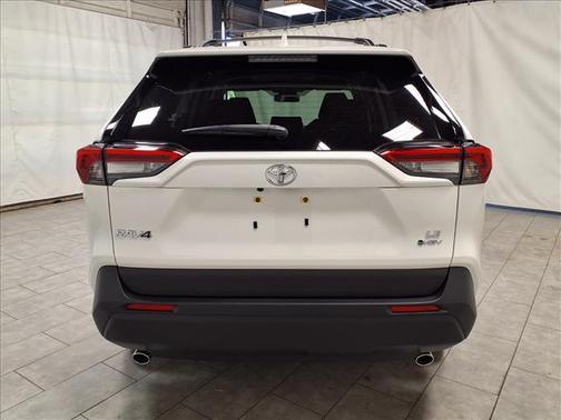 2025 Toyota RAV4 Hybrid LE