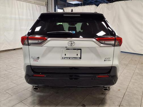 2025 Toyota RAV4 Hybrid SE