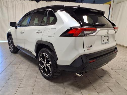 2025 Toyota RAV4 Hybrid SE