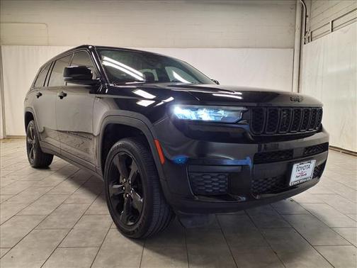 2022 Jeep Grand Cherokee L Altitude