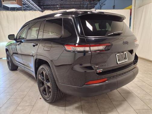 2022 Jeep Grand Cherokee L Altitude