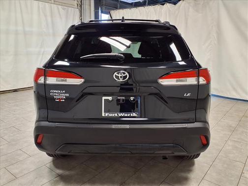 2025 Toyota Corolla Cross LE