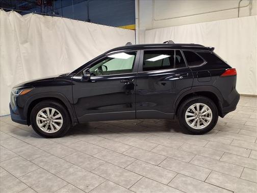 2025 Toyota Corolla Cross LE