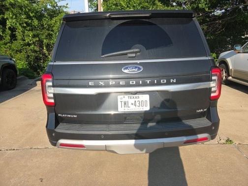 Agate Black Metallic 2022 Ford Expedition Max Platinum