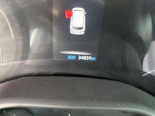 2022 Toyota Sienna LE