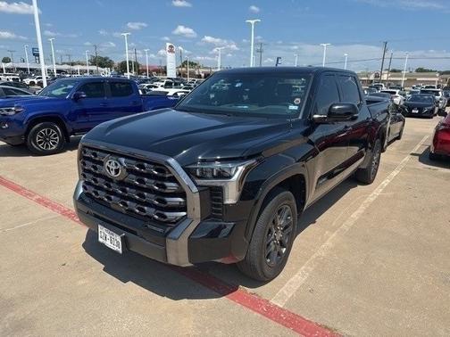 2023 Toyota Tundra Platinum
