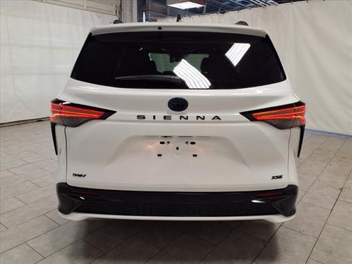 2025 Toyota Sienna XSE 7 Passenger
