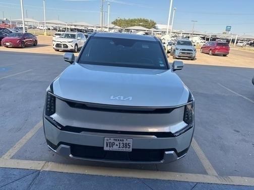 2024 Kia EV9 Land