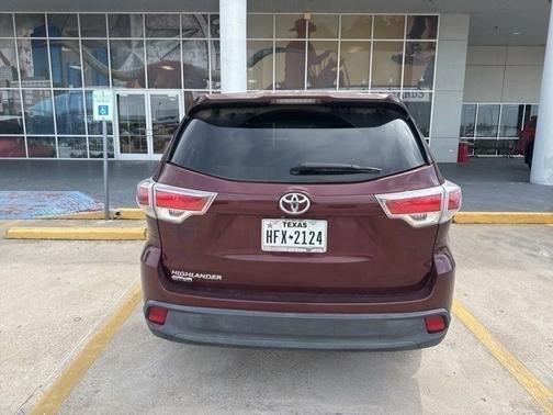 Ooh La La Rouge Mica 2016 Toyota Highlander LE Plus