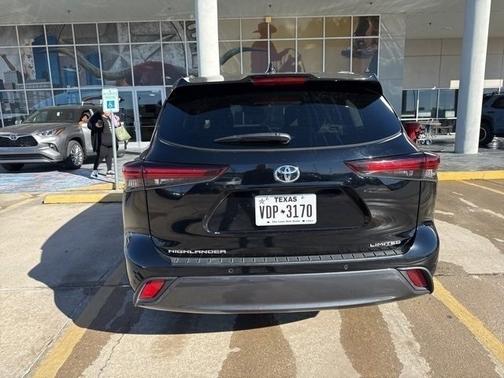 2024 Toyota Highlander Limited