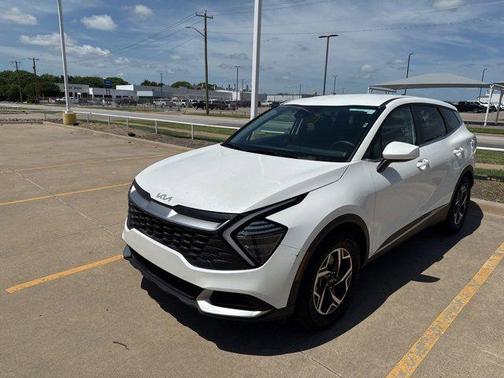 2024 Kia Sportage LX