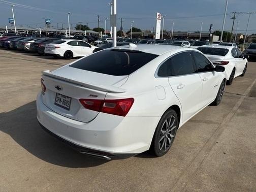 2023 Chevrolet Malibu FWD RS