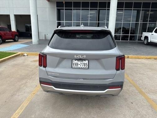 Wolf Gray 2024 Kia Sorento SX