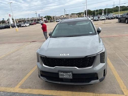 Wolf Gray 2024 Kia Sorento SX