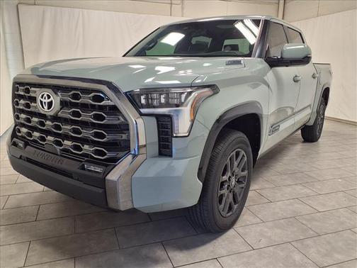 2026 Toyota Tundra Hybrid Platinum