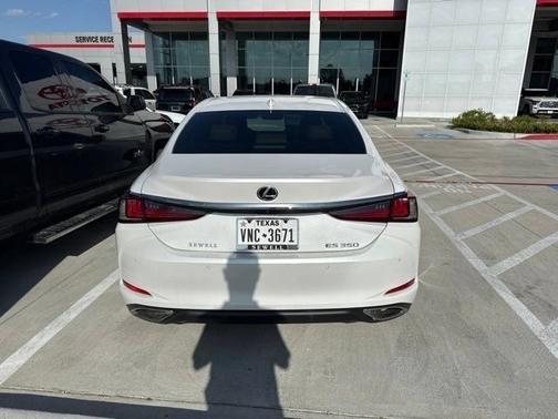 White Pearl 2021 Lexus ES 350 Base