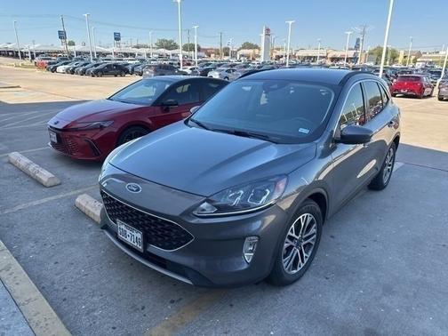 2022 Ford Escape SEL