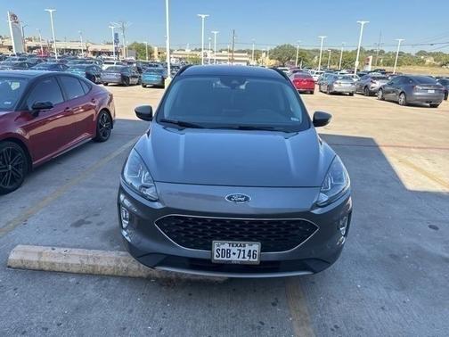 2022 Ford Escape SEL