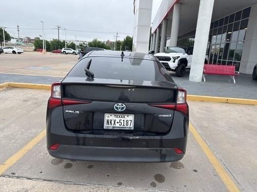 Midnight Black Metallic 2020 Toyota Prius LE