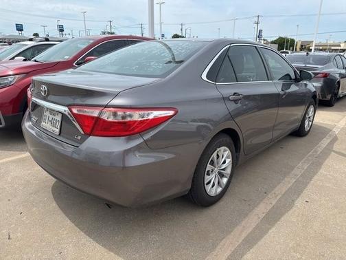 Predawn Gray Mica 2016 Toyota Camry XLE