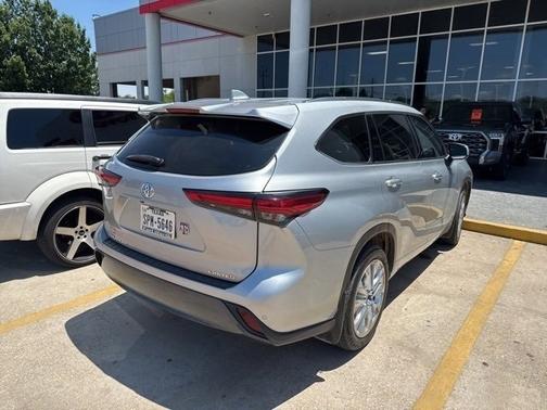 2023 Toyota Highlander Limited