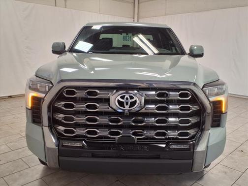 2025 Toyota Tundra Hybrid Platinum