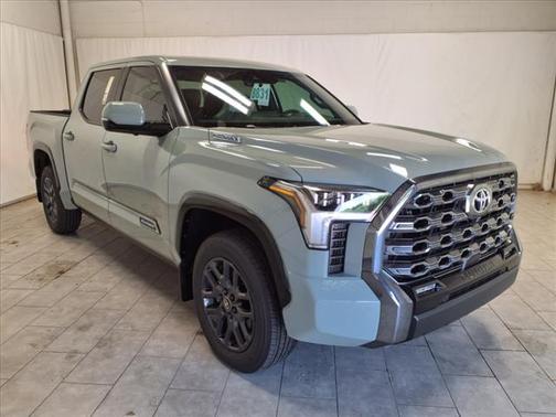 2025 Toyota Tundra Hybrid Platinum