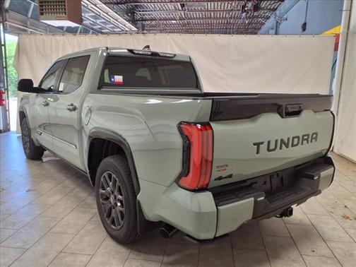 2025 Toyota Tundra Hybrid Platinum