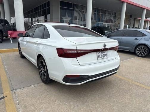 Pure White 2025 Volkswagen Jetta 1.5T Sport