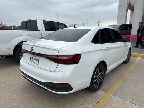 Pure White 2025 Volkswagen Jetta 1.5T Sport