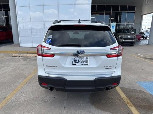 2024 Subaru Ascent Limited 8-Passenger