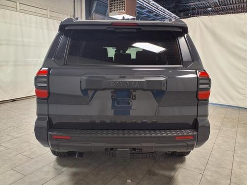 2025 Toyota 4Runner TRD Off Road