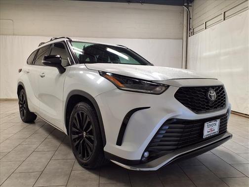 2023 Toyota Highlander XSE