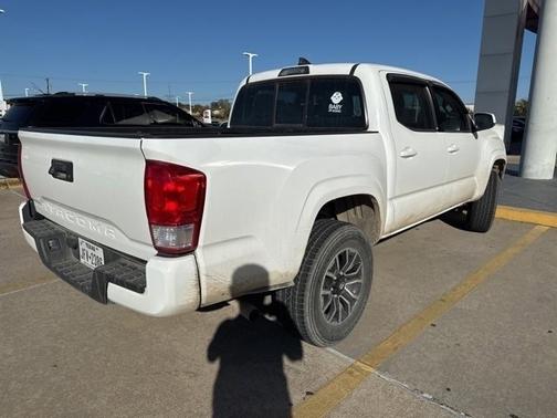 2017 Toyota Tacoma SR