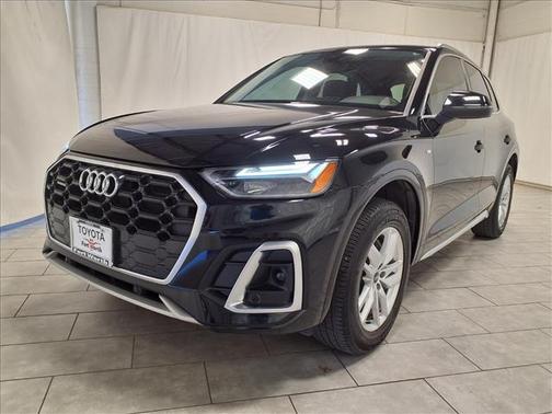 2023 Audi Q5 45 S line Premium