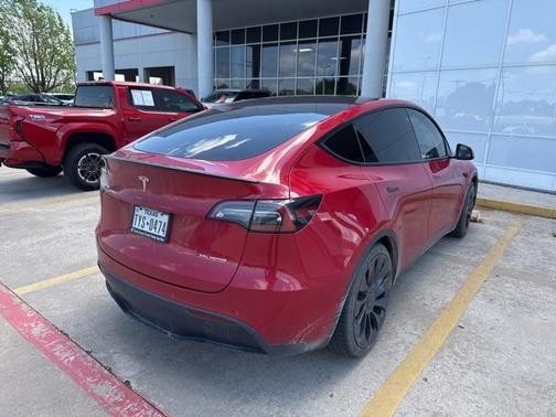 Red Multi-Coat 2022 Tesla Model Y Performance Dual Motor All-Wheel Drive