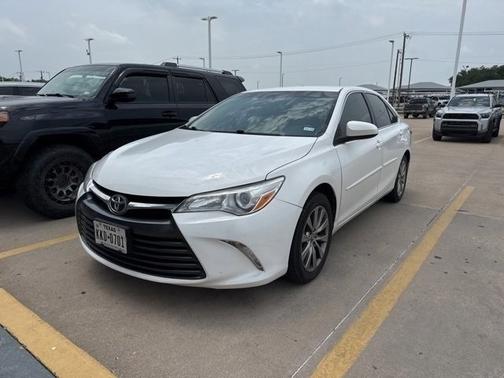 2017 Toyota Camry XLE