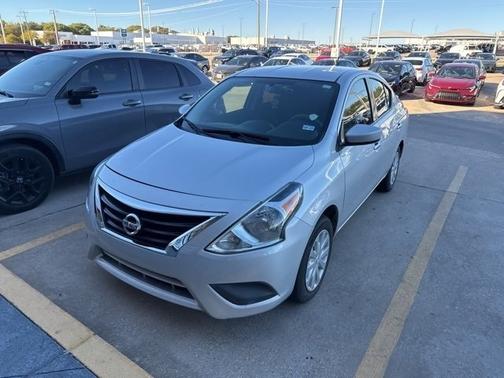 2018 Nissan Versa 1.6 SV