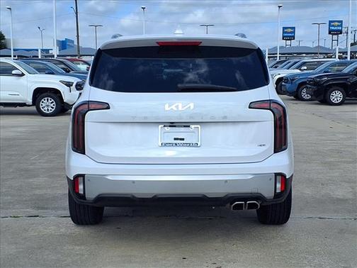 Glacial White Pearl 2023 Kia Telluride EX