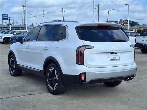 Glacial White Pearl 2023 Kia Telluride EX