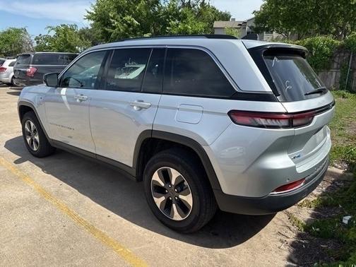 2023 Jeep Grand Cherokee 4xe Base
