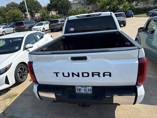 2022 Toyota Tundra SR5