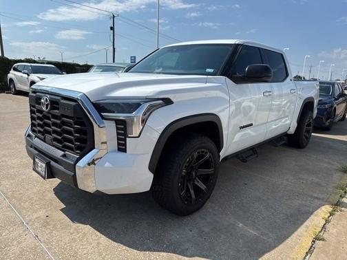 2022 Toyota Tundra SR5