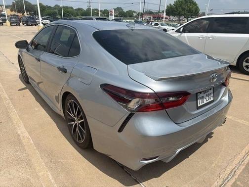 Celestial Silver Metallic 2024 Toyota Camry SE