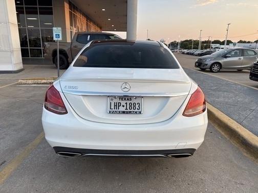 2017 Mercedes-Benz C-Class Luxury
