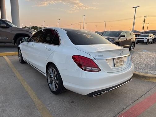2017 Mercedes-Benz C-Class Luxury