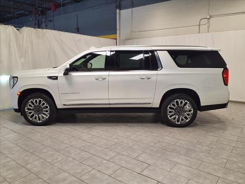 2024 GMC Yukon XL Denali Ultimate